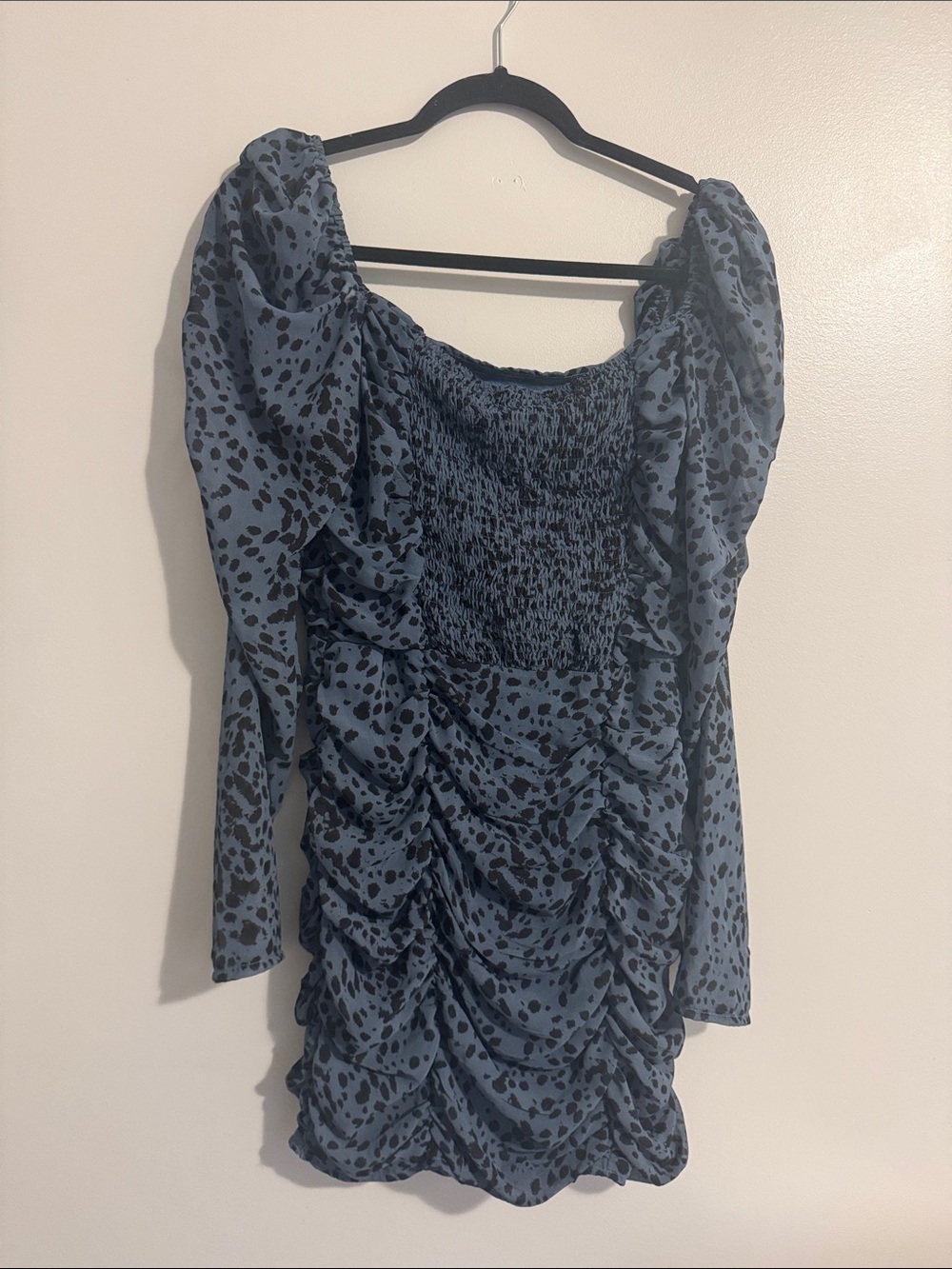 NWT Nasty Gal Blue Ruched Animal Print Mini Dress - Picture 3 of 4